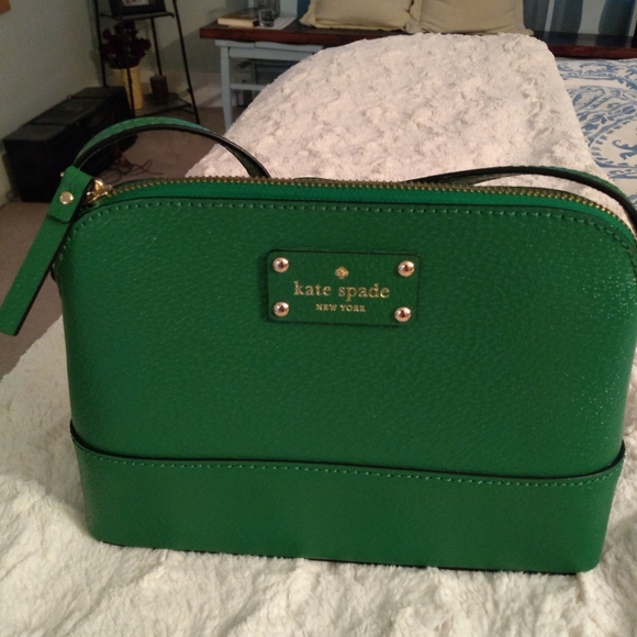 kate spade Handbags - Kate Spade Green Hanna Wellesley Purse